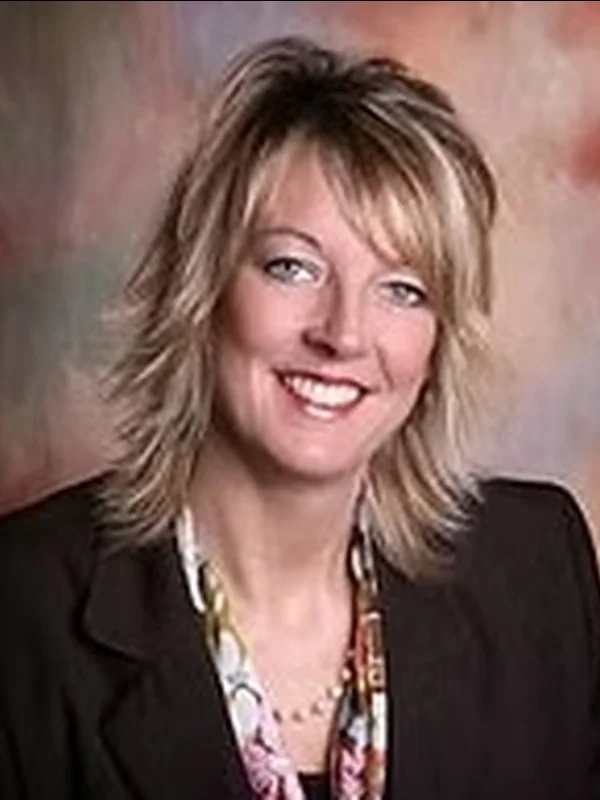 Debra Nelson, MA, LMFT, therapist, evaluator, and mediator in Forest Lake, Minnesota